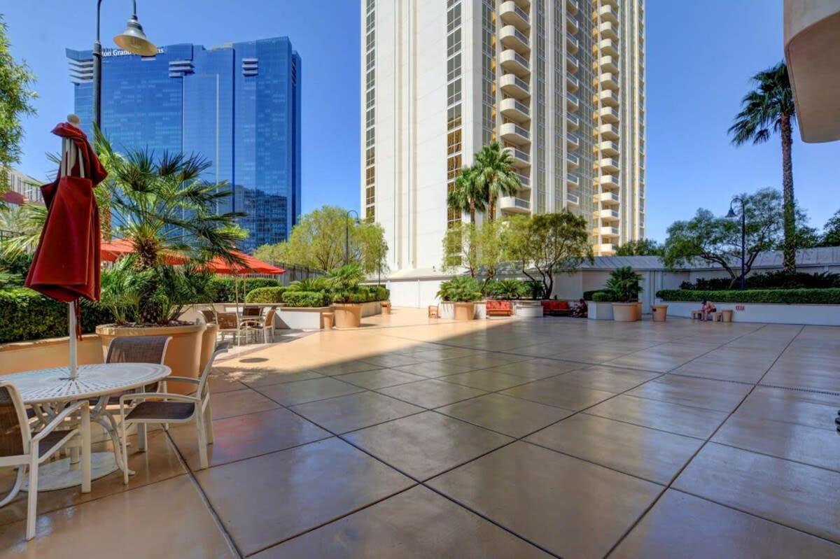 Mgm Signature-15-611 Strip View Jacuzzi Studio Λας Βέγκας Εξωτερικό φωτογραφία